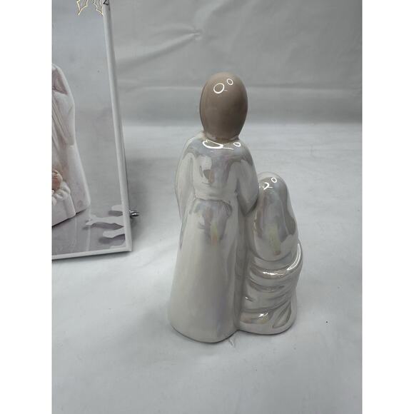 Pier 1 Nativity Figurine Holy Family Iridescent Porcelain Ceramic 4" Christmas - Picture 6 of 8
